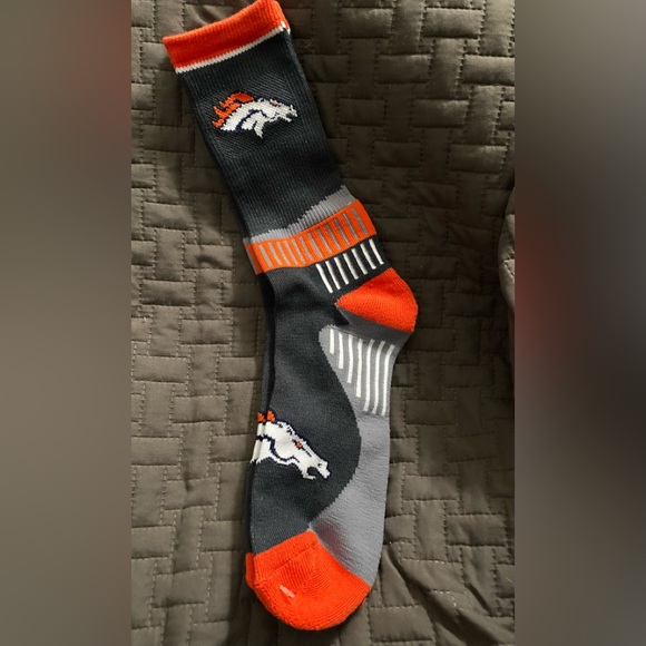 Other - NFL Bronco official socks (Steel Grey)
Unisex mid-calf